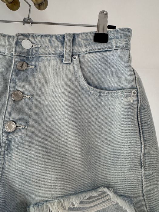 Pantaloni scurți Guess denim