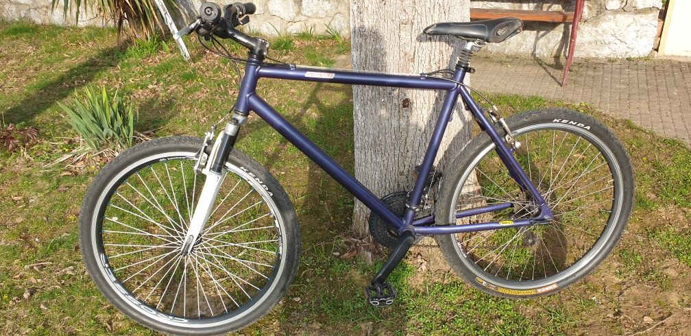 Bicicleta mtb echipare shimano