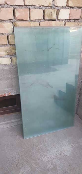 Стекло продаётся