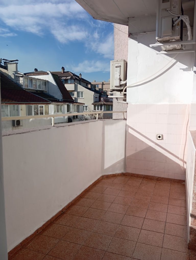 Дава се под наем Тристаен апартамент в Варна, Спортна зала - 98 кв.м за 510 € - Снимка #17