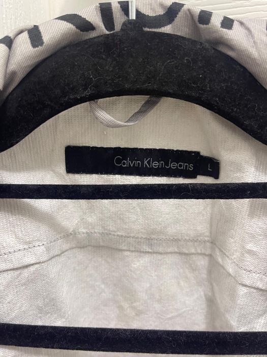 Geaca , foita Calvin Klein Jeans  marimea L si geaca C K