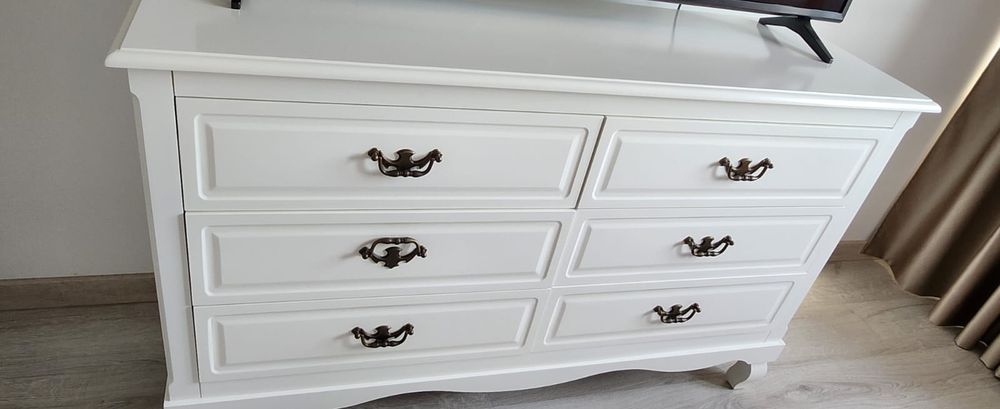 Comodă și 2 noptiere Mobexpert