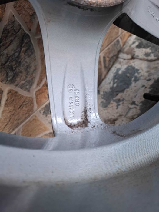 Зимни гуми с джанти за хонда