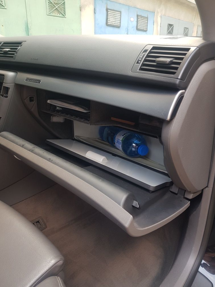 Audi A4 B6 3000 куб.