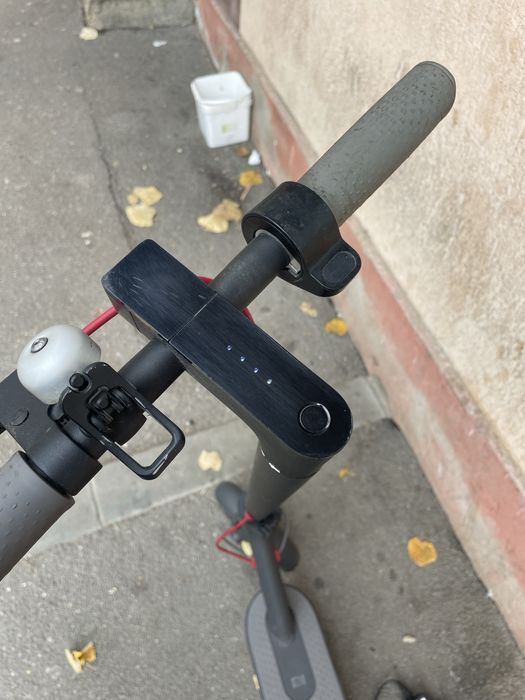 Trotineta electeica Xiaomi mi365 in stare forte buna fara jocuri