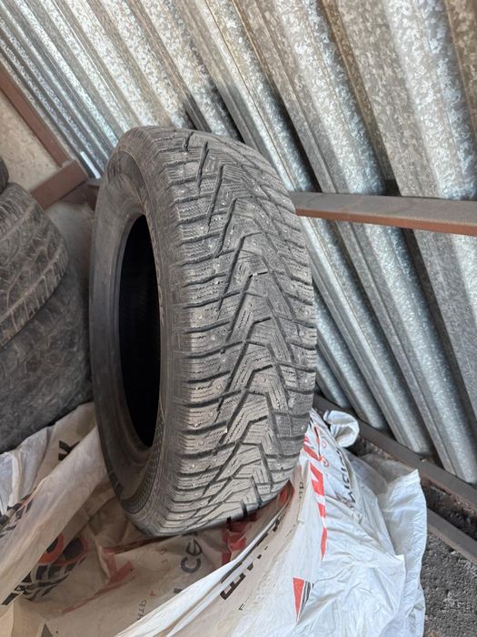 Продам зимнюю резину Хэнкок в идеальном состоянии брали по 75 тысяч
