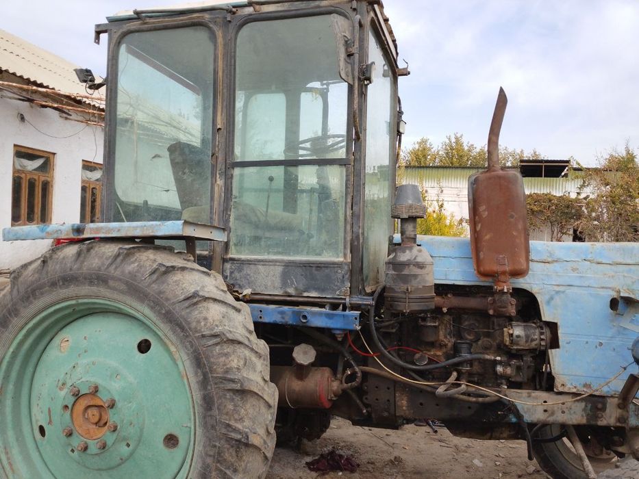 TTZ 80 Traktor holati juda yaxshi holatda