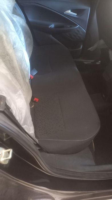 Srochno ONIX mashinasi sotiladi