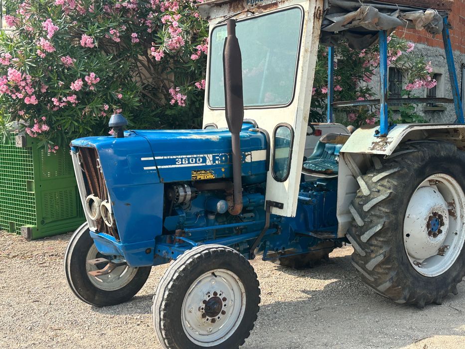 Tractor Ford 3600