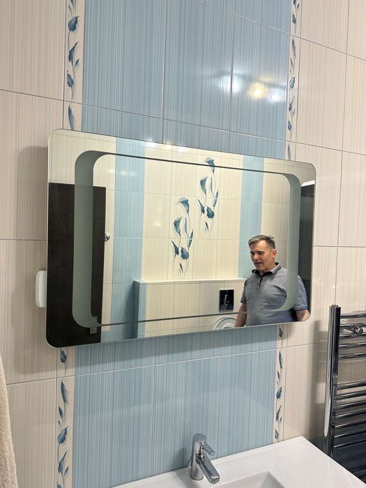 Cabina de dus cu cada, oglinda cu led pe touch, corp baie chiuveta