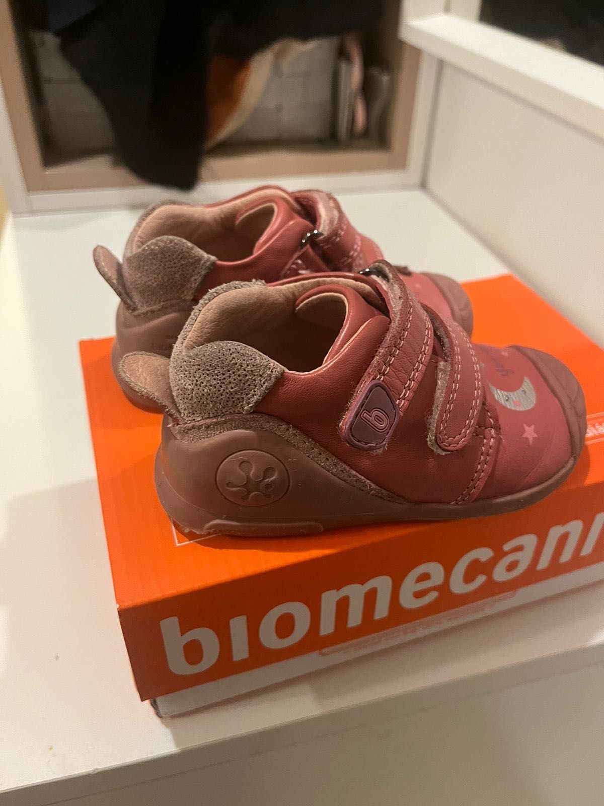 Pantofi Biomecanics