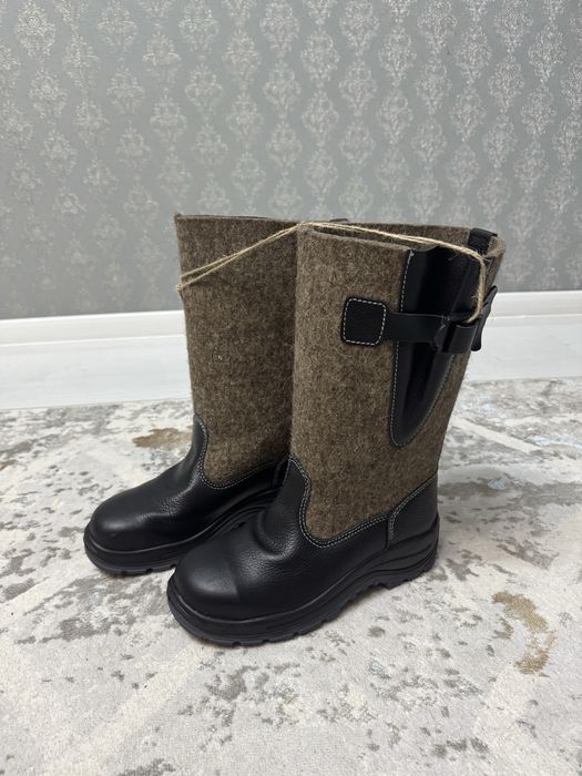 Продам рабочие ботинки зимние