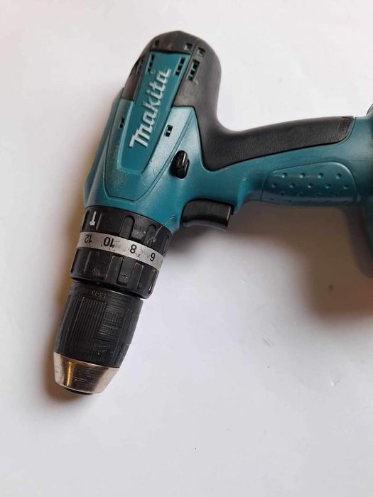 Винтоверт Makita 8391D/18V с батерия 1.3Ah и куфар