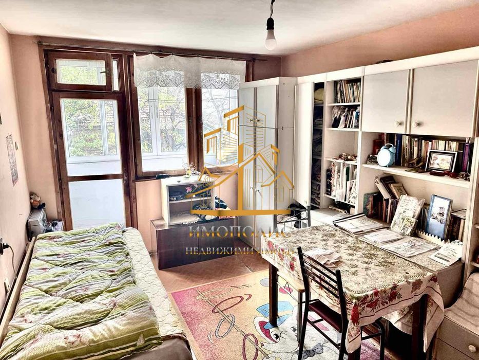 Дава се под наем Четиристаен апартамент в Варна, Спортна зала - 90 кв.м за 255000 € - Снимка #3