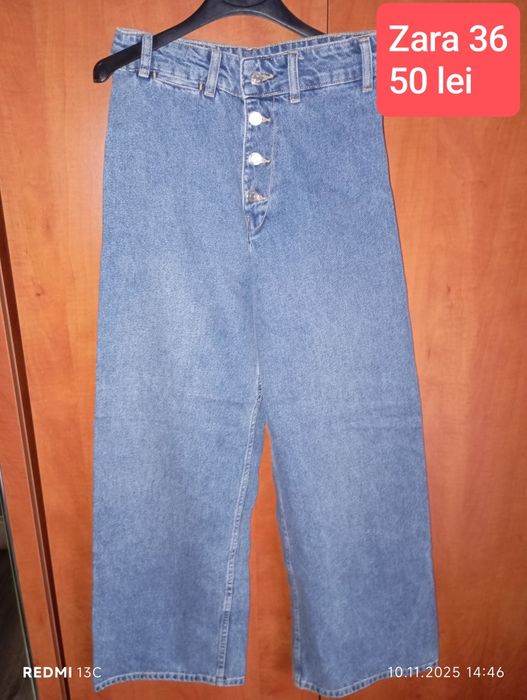 Blugi largi cu talie înaltă