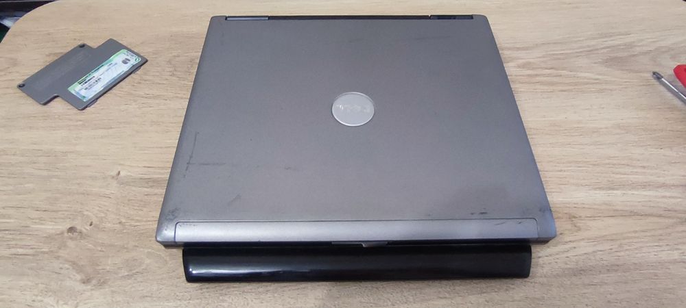 Laptop Dell D410 Cititi Anuntul