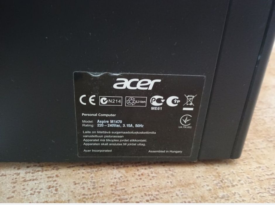 Acer aspire компютър и монитор