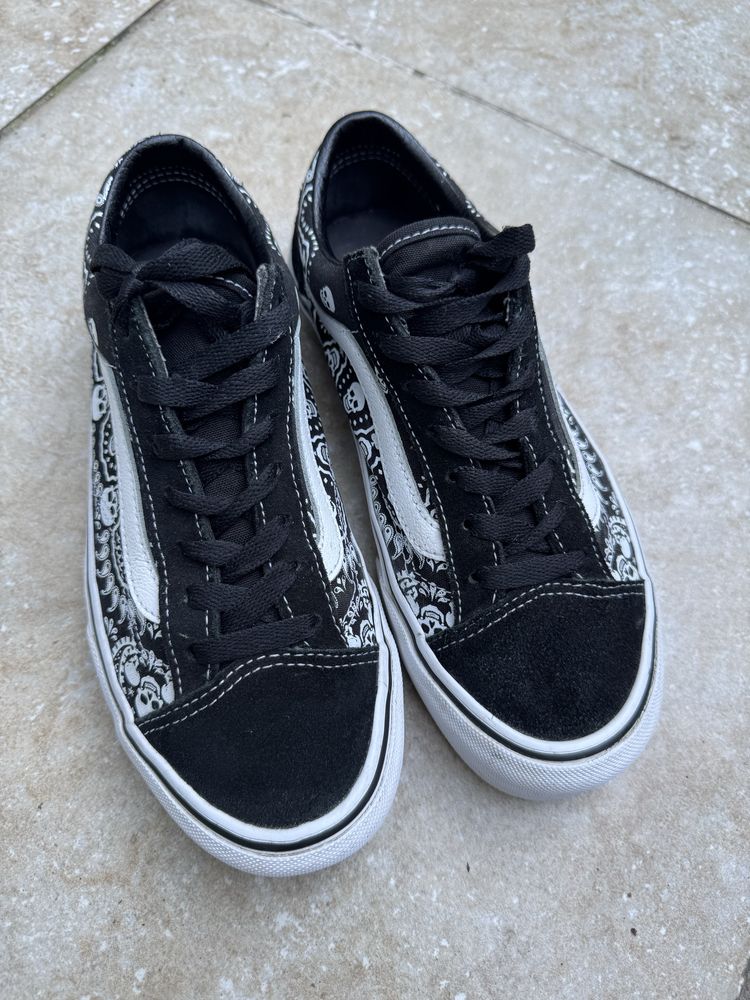 Vans Bandana Black and White