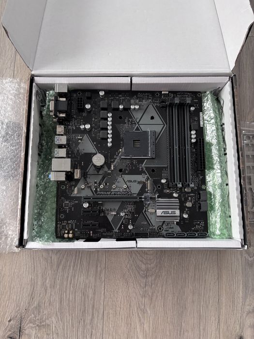 Placa de baza asus prime B450M-A socket AM4, ca noua 4 slot ram gaming