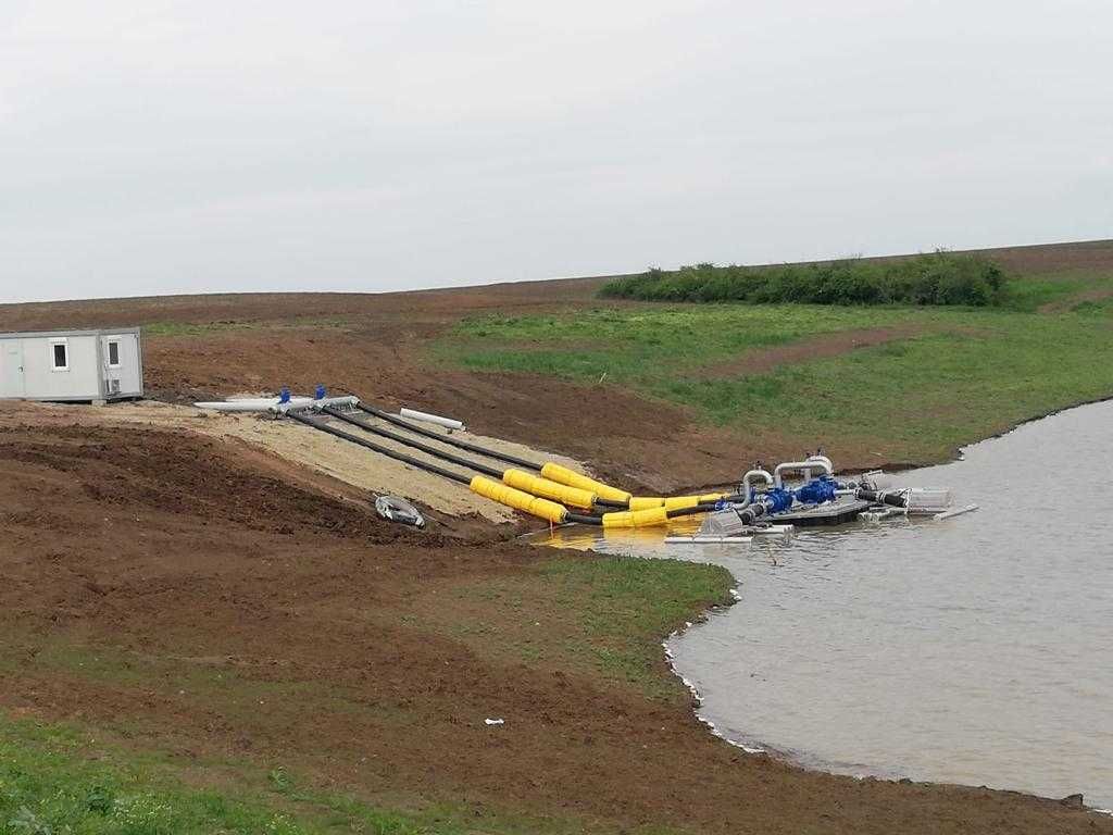 Ponton pentru pompe de irigare in domeniul agricol