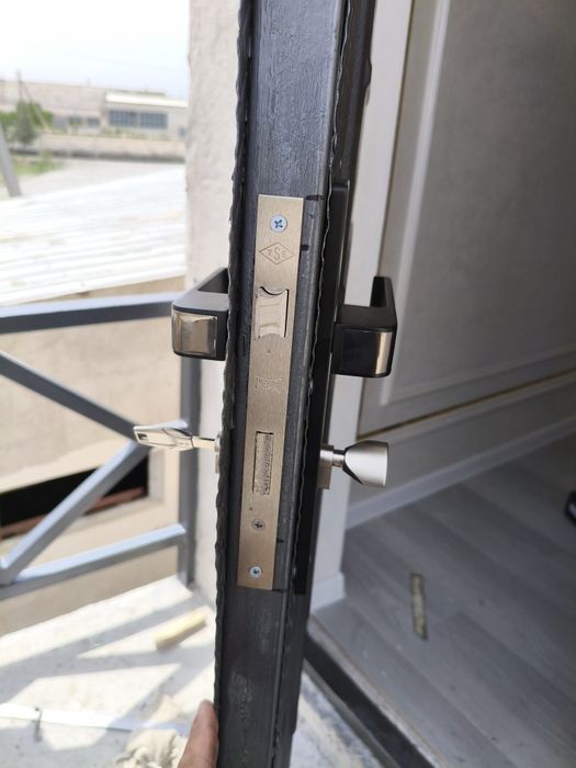 Установка замка скрывать без ущерба ремонт и Стамбул дверей