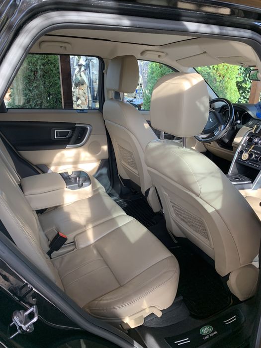 land rover discovery sport