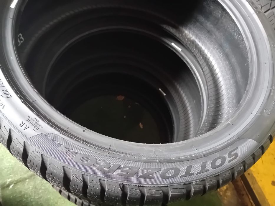 255 35 19 Pirelli DOT 2022 iarna runflat NOI