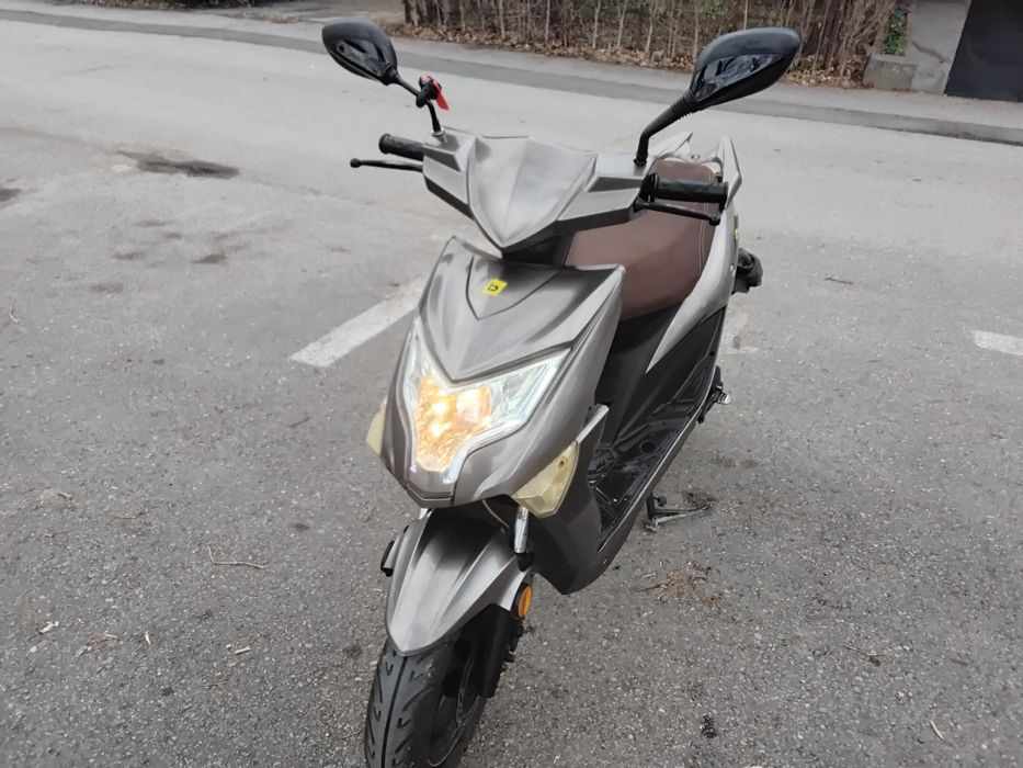 Scuter 49cc Beline