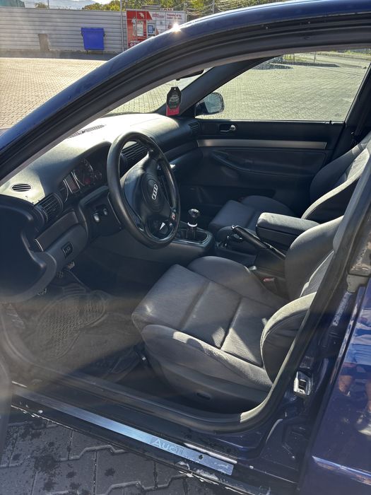 Audi A4 S-Line an fabricatie 2000