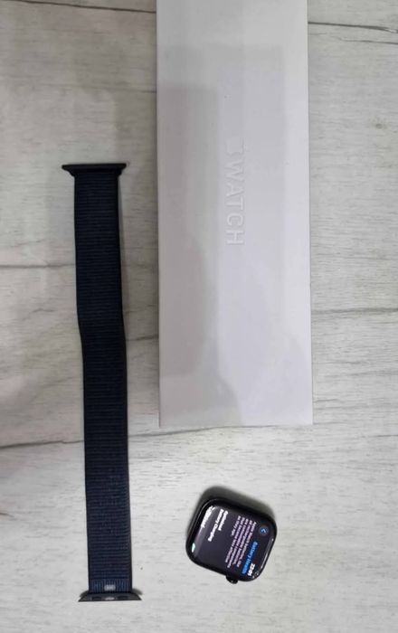 Apple смарт часовник iphone watch 46mm black.