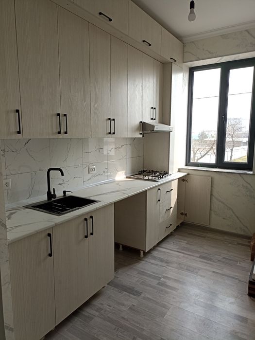 Продам квартиру 1/1/4 Форгона йули Ресторан Ченсон