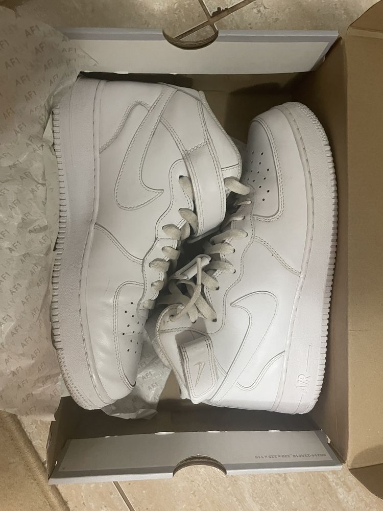 Air force 1 Mid Triple White