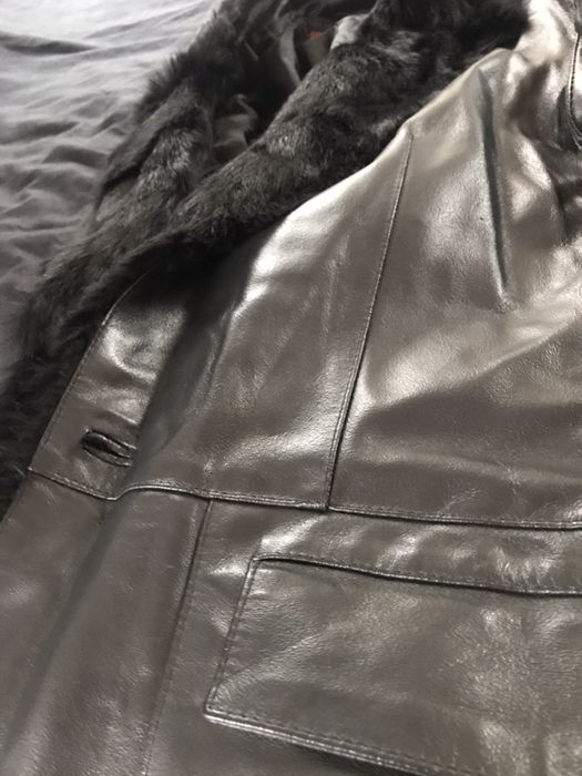 Palton din piele naturala si blana de iepure firma Angel&Devil