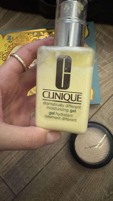 Косметика для визажа