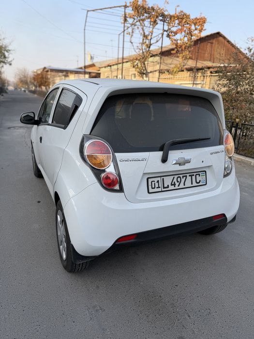 Спарк 2011-йил 1л 150 000км юрган