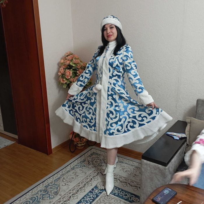 Костюм Снегурочки на прокат!