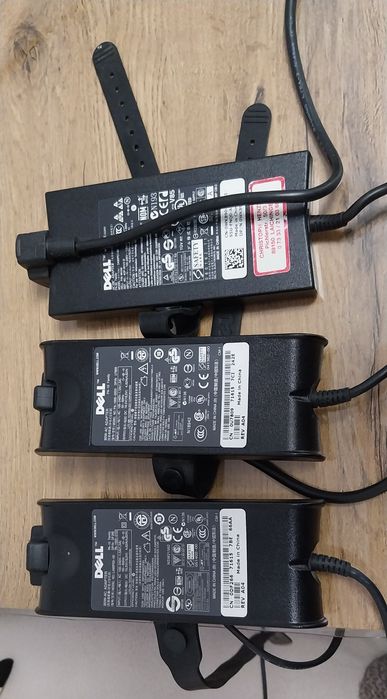Оригинално зарядно Dell 19.5v 4.62A.