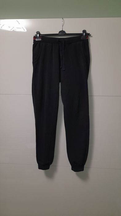 Pantaloni negri M