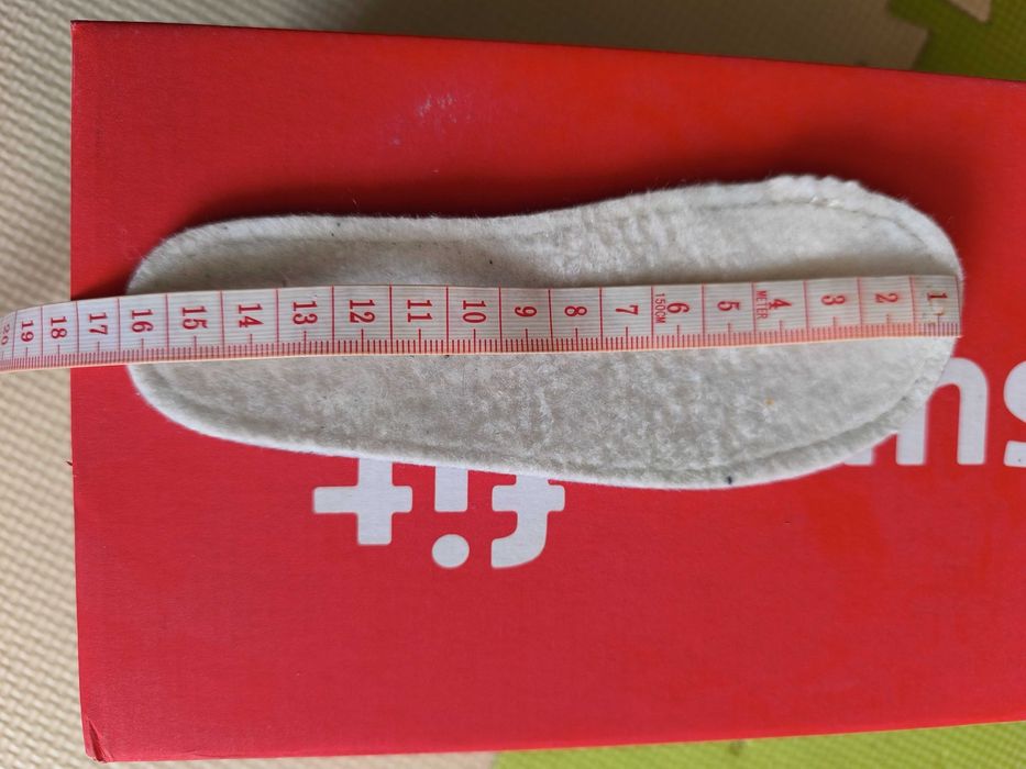 Нови ботушки Superfit р.24