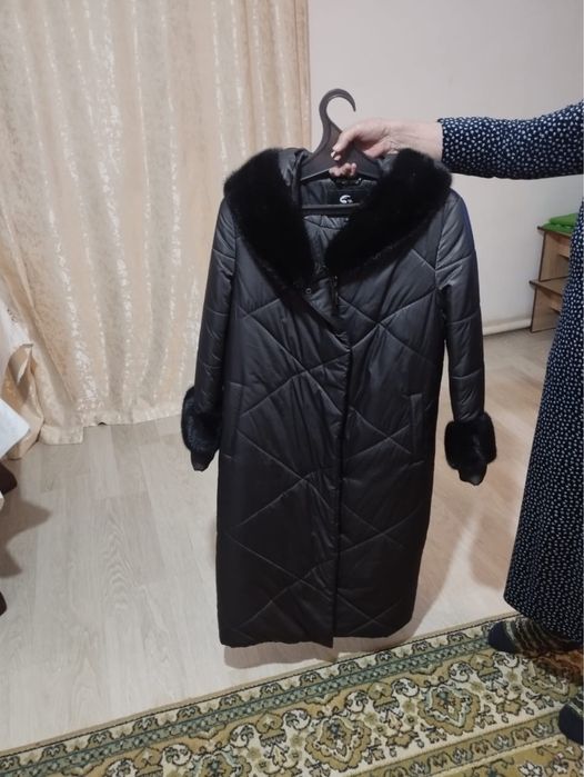 Продается зимнее пальто