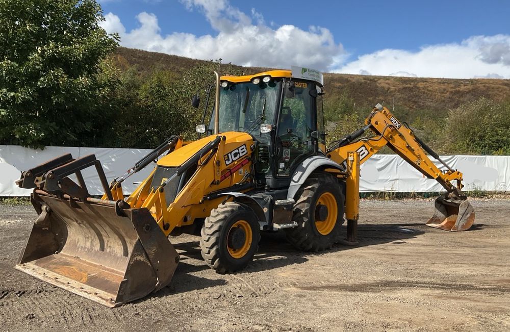 JCB 3CX Buldoexcavator JCB 3CX Buldoexcavator