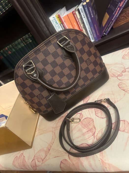 Poseta Louis Vuitton Alma