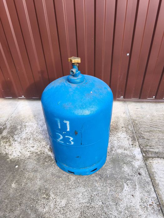 Butelie aragaz încărcată jumătate