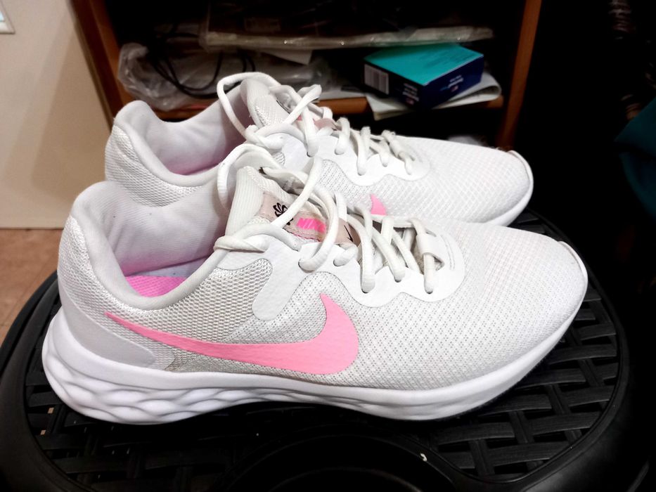 Дамски маратонки Nike revolution 6