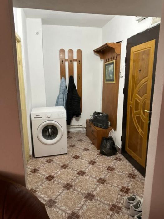 Vând apartament 3 camere