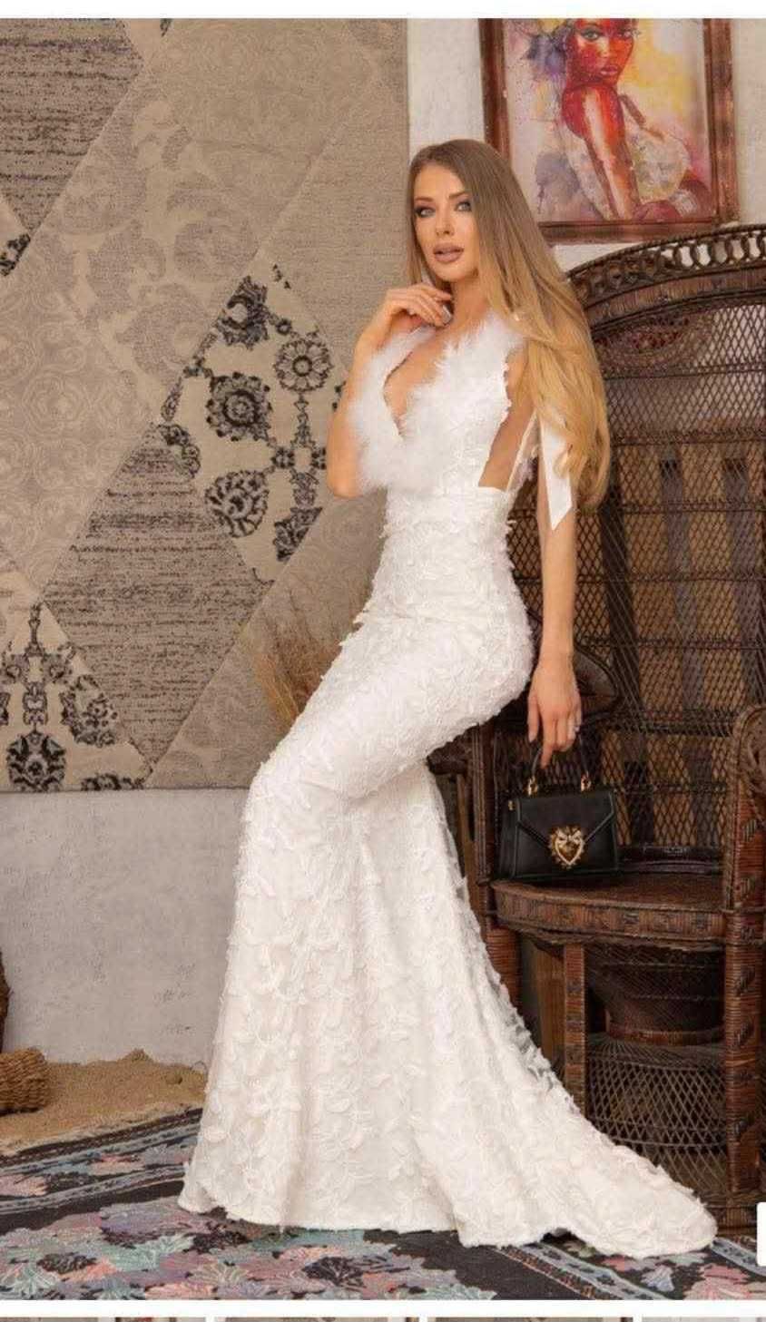 Дамска офицялна рокля