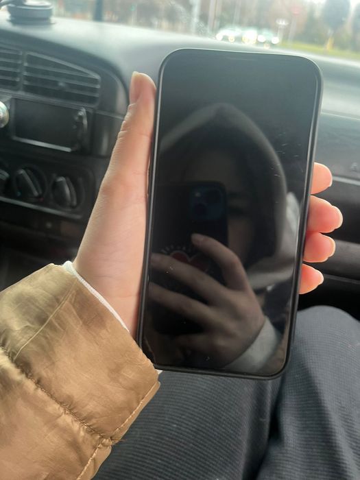 Продается Iphone 13 pro в хорошем состоянии