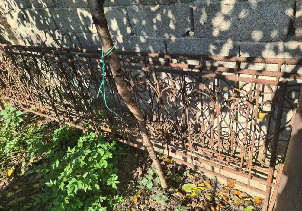 Gard cimitir grilaj pentru loc de veci 3m pe 3m