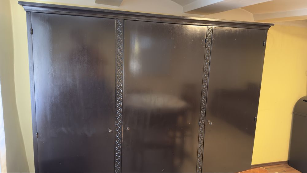 Vand set mobilier vintage din lemn de fag