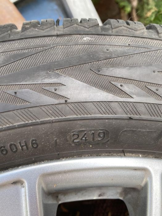 Оригинални джанти със зимни гуми Mercedes R18 5x112